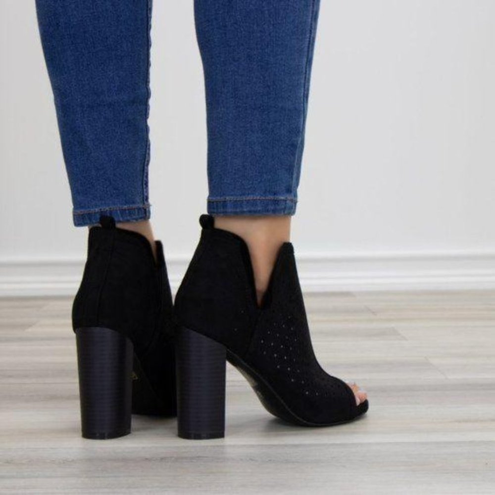Perforated Block Heel Sandal Ankle Bootie - Picture 3 of 9